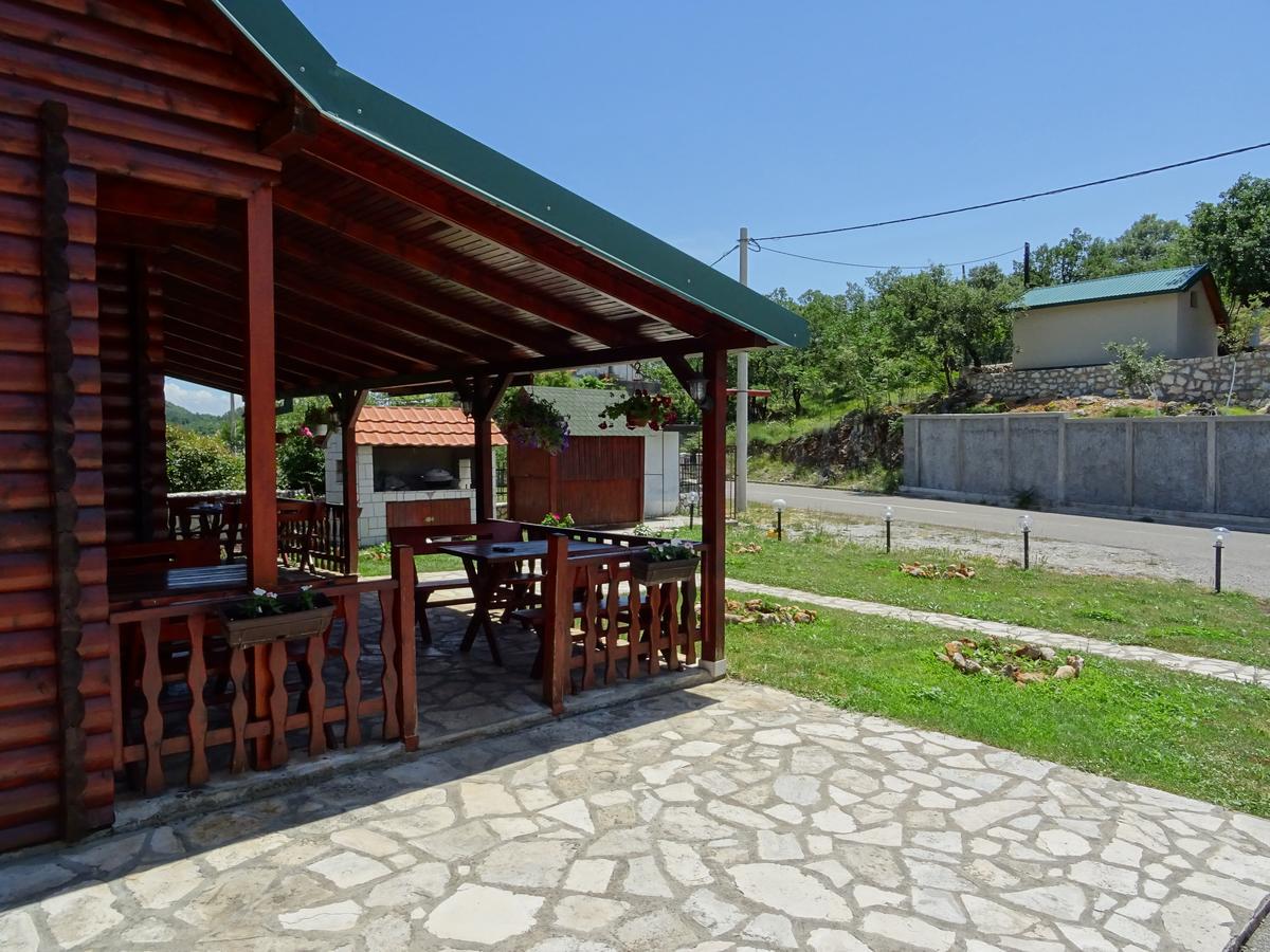 Apartmani Vinici Danilovgrad エクステリア 写真