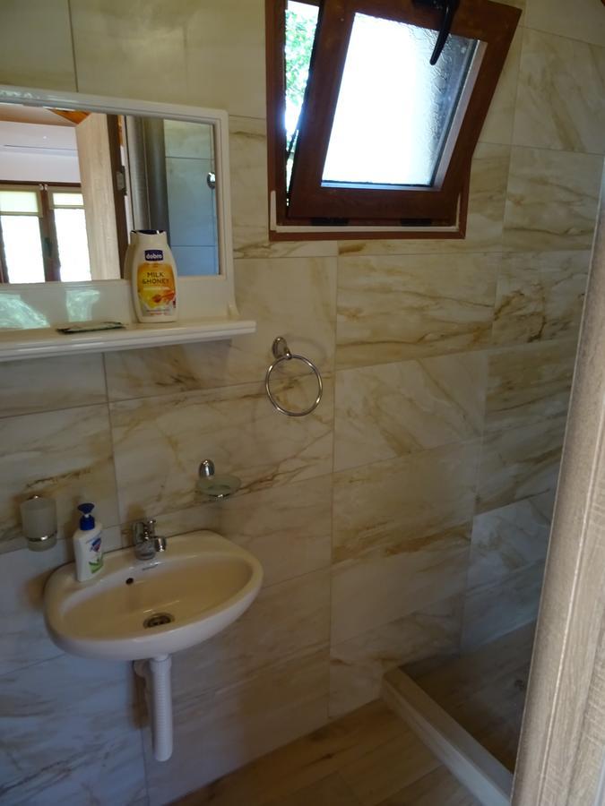Apartmani Vinici Danilovgrad エクステリア 写真